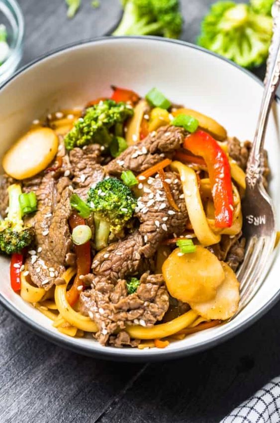 Becky Beef Lo Mein